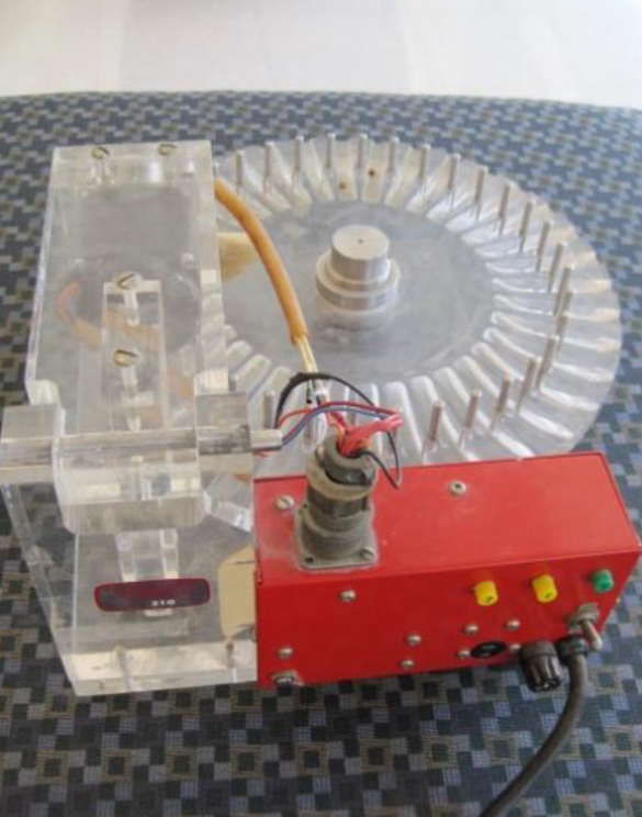 Davis Scientific Universal Feeder